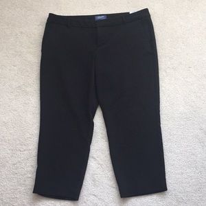 Black capri trousers